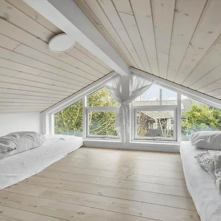 N330-karrebaeksminde-baekkene-224 Nyaraló *