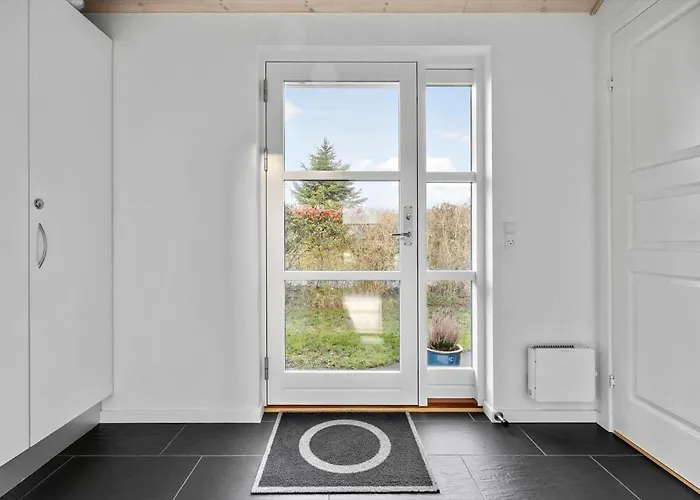 N330-karrebaeksminde-baekkene-224 *