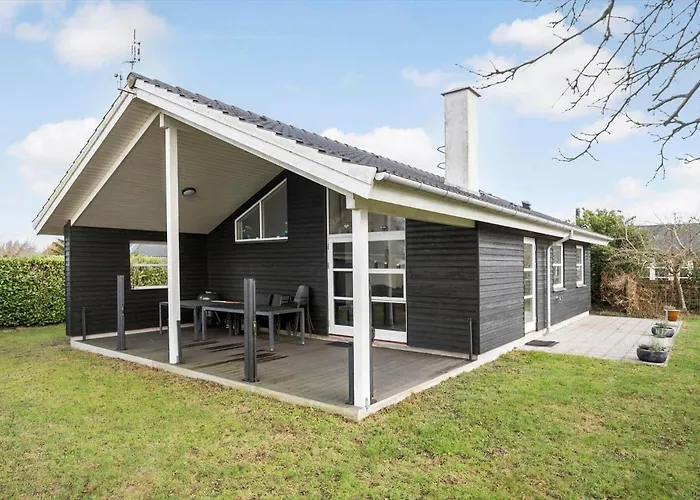 N330-karrebaeksminde-baekkene-224 * Karrebæksminde